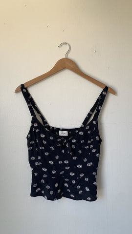 Pre-Owned Wilfred Black Daisy Crop Sleeveless Tie Front Neck Top- Size Medium