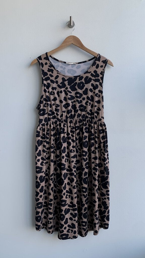 Pre-Owned BomBom Taupe Leopard Sleeveless Aline Dress- Size Medium (Estimated)