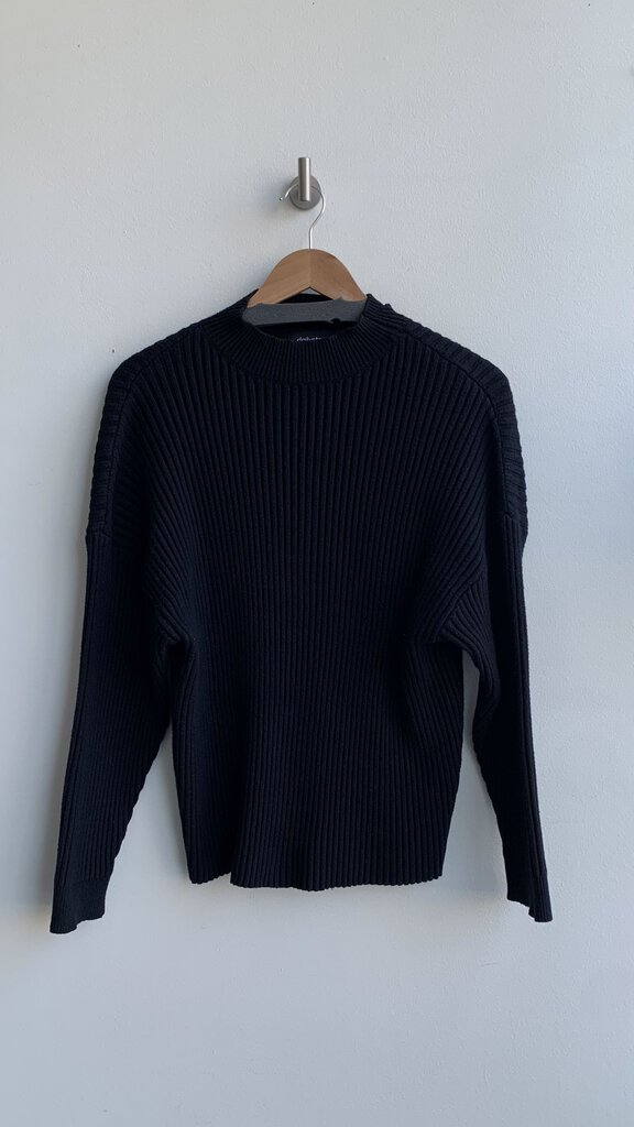 Pre-Owned Dailystory Black Ribbed Mock Neck Sweater- Size Large