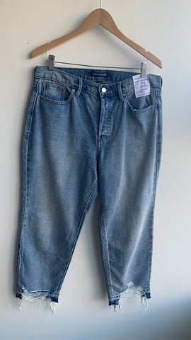 Pre-Owned Calvin Klein LIght Wash High Rise Classic Straight Jeans - Size 31