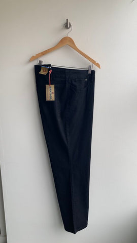 Pre-Owned Santana Black Straight Leg Denim (NWT)- Size 24