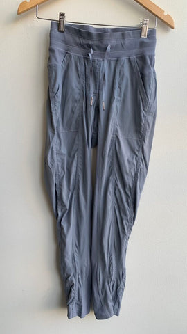 Pre-Owned Lululemon Grey Studio Joggers- Size 2