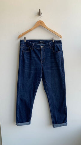 Pre-Owned Charlie B Dark Wash Straight Leg Jeans - Size 12