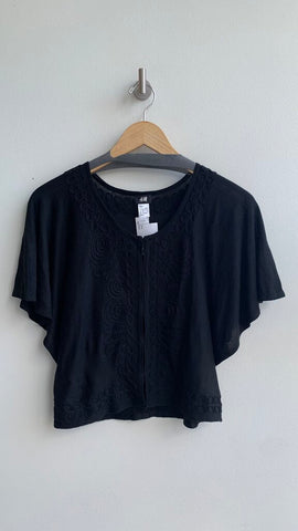 Pre-Owned H&M Black Short SLeeve Embroidered Cover-Up - Size Small (NWT)
