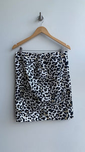 Pre-Owned Jessica Black/White Leopard Print Mini Skirt - Size 4P