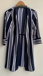 Pre-Owned Navy White Stripe Long Line 3/4 Sleeve Cinch Back Sweater- Size Medium (Estimated)