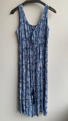 Pre-Owned Papa Vancouver Blue Printed Tie Front Sleeveless Tiered Midi Dress- Size Small