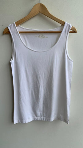 Pre-Owned Conrad C White Sleeveless Basic Cami Tank- Size Medium