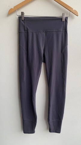 Pre-Owned Lululemon Charcoal Leggings - Size 6