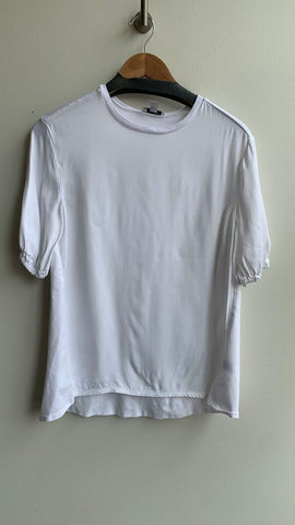 Pre-Owned Nordstrom White Cinch Sleeve Basic Tee - Size Medium
