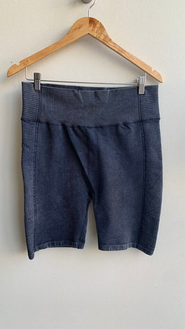 Pre-Owned Harmony Balance Blue Stretch Bike Shorts- Size Large