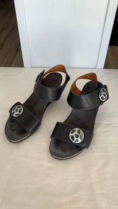 Pre-owned Taos Black Leather Two-Strap Wedges - Size 38