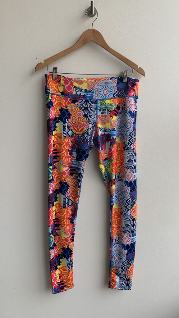 Pre-Owned Zumba Wear Bright Mosaic Print Leggings - Size Large