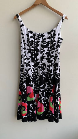 Pre-Owned Nine West Black/White with Pink Flowers Structured Corset Top Sleeveless Flair Dress- Size 8