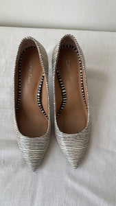 Pre-Owned Calvin Klein 'Gayle' Nude/Black Stripe Pump- Size 5