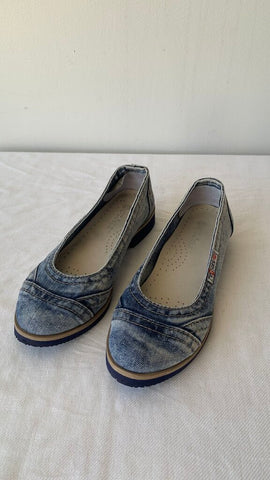 Pre-Owned ersax Denim Patch Round Toe Flat Shoe- Size 36