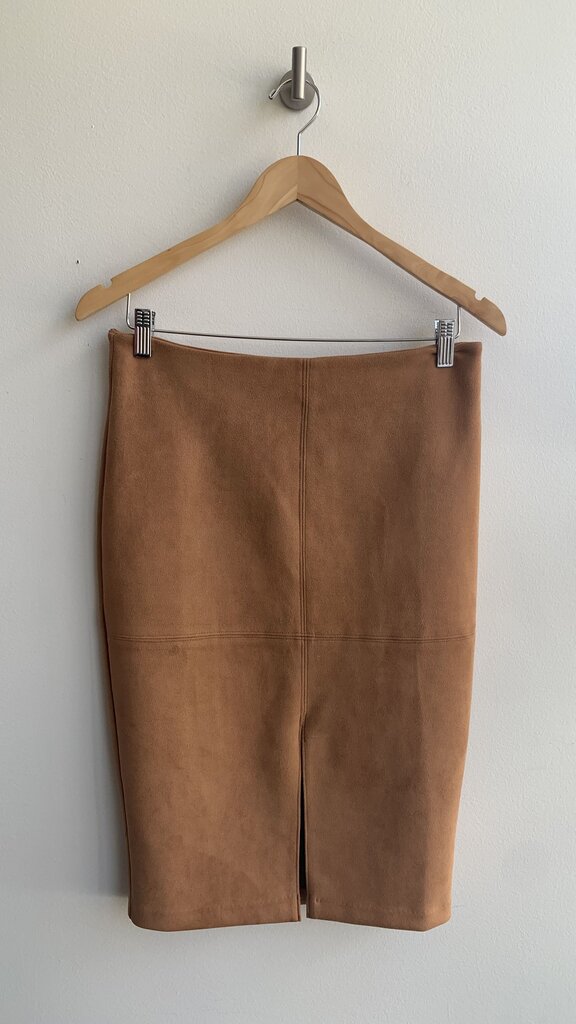 Pre-Owned Lulus Camel Suede Pencil Skirt- Size Medium