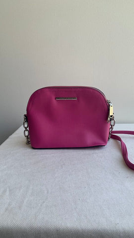Pre-Owned Steve Madden Pink Zip Top Crossbody