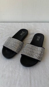 Pre-Owned Brash Silver Bejewelled Slid Sandals - Size 8.5