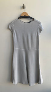 Pre-Owned Giorgio Armani Light Grey Cap Sleeve Knit Dress - Size 42