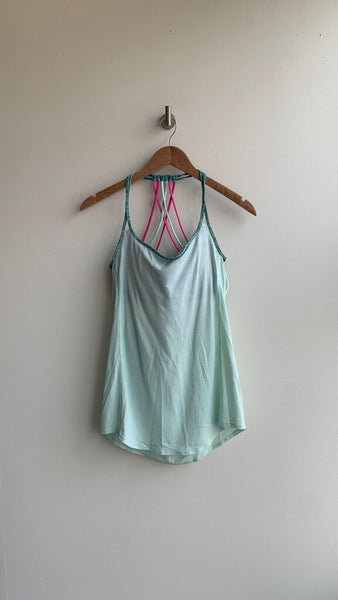 Pre-Owned Lululemon Green Criss-Cross Open Back Tank - Size 8