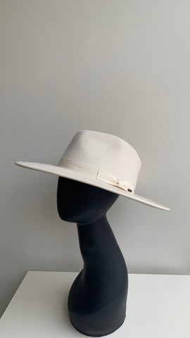 Pre-Owned Brixton Cream Wide Brim Ribbon Hat - Size S