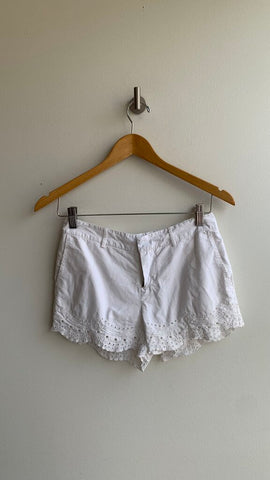 Pre-Owned Buffalo White Eyelet Lace Trim Shorts- Size 25
