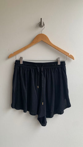 Pre-Owned Lululemon Black Drapey Shorts - Size Medium (Estimated)
