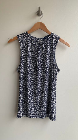 Pre-Owned Chaps Navy/White Floral High Neck Sleeveless Top - Size Medium