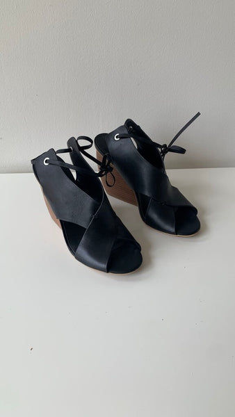 Pre-Owned Rebecca Minkoff Black Criss-Cross Wood Heel Wedges - Size 8