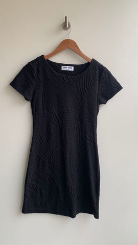 Pre-Owned Vero Moda Black Short Sleeve Fitted Textured Dress- Size Small
