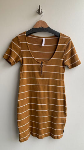 Pre-Owned RVCA Mustard Striped Scoop Neck Zip Short Sleeve Fitted Dress- Size Small
