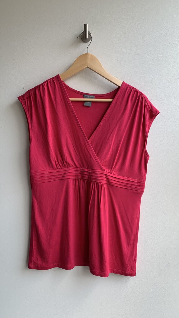 Pre-Owned Ann Taylor Red Cross Bust Sleeveless Top- Size Large