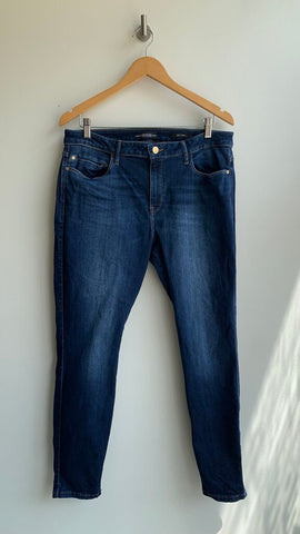 Pre-Owned Guess Dark Wash 'Sexy Curve' Skinny Jeans- Size 33