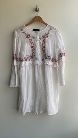 Pre-Owned Max Studio White Embroidered Ruffle Boho Style with Slip Dress- Size Small