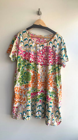 Pre-Owned La Cera Multi Coloured Abstract Floral Print T-Shirt Dress- Size X-Large