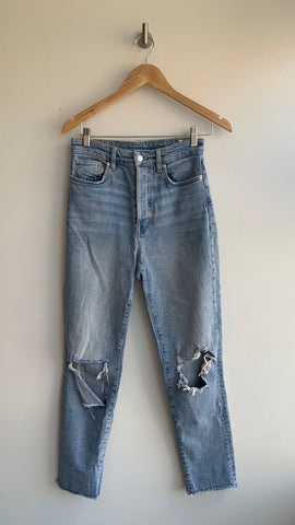 Pre-Owned & Denim Light Wash High Waisted Mom Jeans - Size 4
