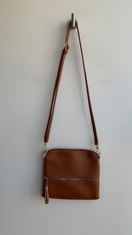 Pre-Owned Cognac Zip Top Crossbody Purse