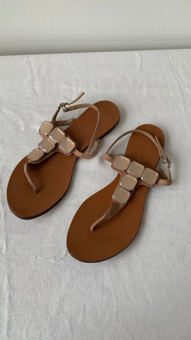 Pre-Owned Arezzo Tan Ankle Strap Gem Sandal- Size 39