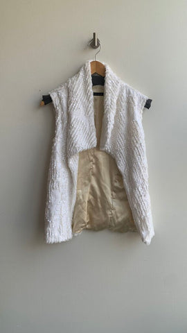 Pre-Owned Romaria White Fuzzy/Sequin Collared Vest- Size Medium