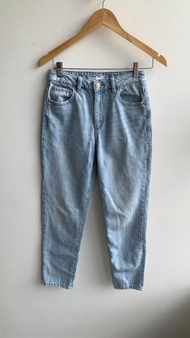 Pre-Owned Garage Denim Light Wash Mom Fit Jeans- Size 25