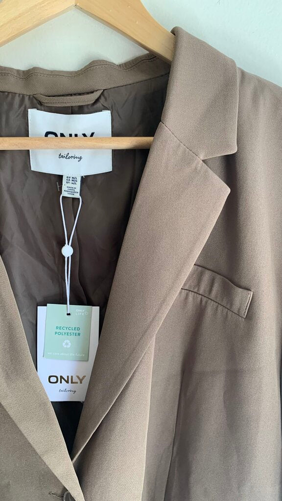 Pre-Owned Only Brown 'Elly' Life Oversized Boyfriend Blazer (NWT)- Size M/L