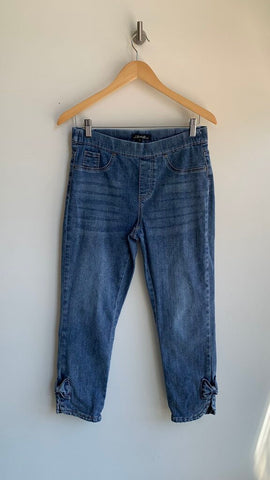 Pre-Owned Charlie B Medium Wash Denim Elastic Waist Pants with Bow Detailed Ankles - Size 4