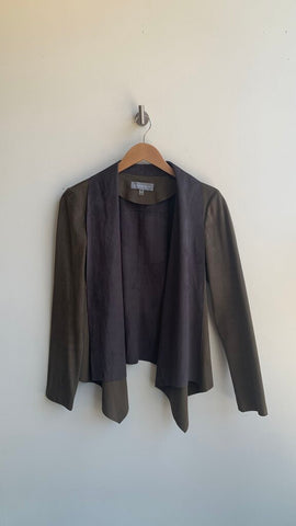 Pre-Owned Bagatelle Green Faux Suede Drape Collar Jacket - Size Medium