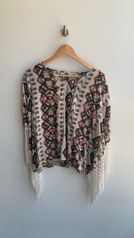 Pre-Owned Vero Moda Green/Pink Tassel Poncho Style Top- Size Medium (Estimated)