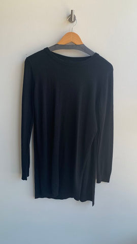 Pre-Owned Minimum Black Knit Side Cut High Sweater- Size Medium