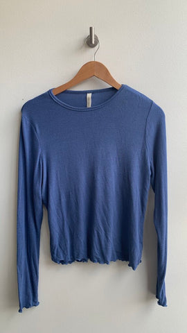 Pre-Owned Gentle Fawn Blue Long Sleeve Round Neck Basic Tee- Size Large