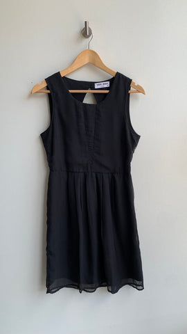 Pre-Owned Vero Moda Black A-Line Back Cut-Out Dress - Size 38