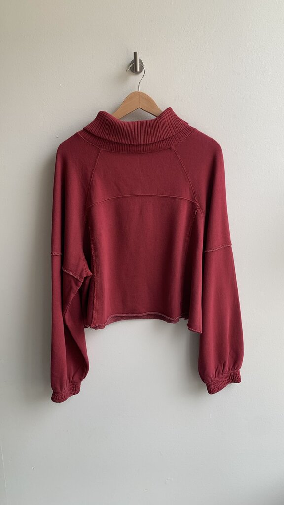 Pre-Owned Aerie Red Cowl Neck Reverse Seam Sweatshirt (NWT) - Size Medium