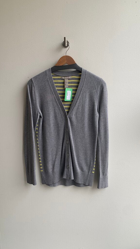 Pre-Owned Banana Republic Grey with Back Yellow Strip Button Up Cardigan- Size Small